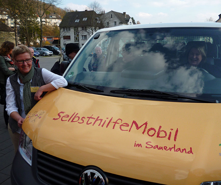 Das Selbsthilfemobil der AKIS geht auf große Sauerlandtour und besucht am 8. April als erste Station Sundern. (Foto: oe)