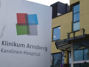 Die Klinik für Kinder- und Jugendmedizin gibt es seit November 1994 am Karolinenhospital Hüsten, heute ein Teilstandort des Klinikums Arnsberg. (Foto: oe)