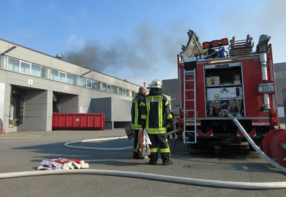 Bei Umarex auf Bergheim brannte es in der Galvanik. (Foto: Feuerwehr)