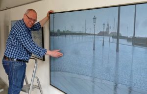 Johannes Nawrath und sein Bild von der Dresdner Augustusbrücke. (Foto: oe)