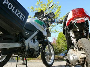 Im Kreis Soest war die Polizei am Sonntag an beliebten Strecken und bekannten Treffpunkten der Biker im Einsatz. (Foto: Polizei)