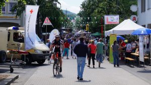 Etwa 6.000 Besucher zählte das Stadtmarketing Sundern beim 1. Sommerfest (Foto: SMS)
