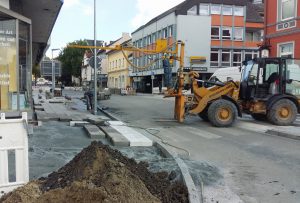 Letzte Arbeiten am gesperrten Abschnitt der Rumbecker Straße. (Foto: oe)