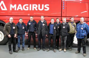 Die Wennigloher Wehrleute beim Besuch des Magirus Excellence-Centers in Ulm. (Foto: Feuerwehr)